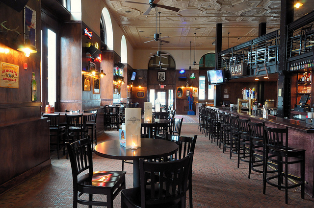 Happy Hour | Drinker's West | Drink Philly