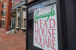 Bars Philadelphia | Cavanaugh's Headhouse Square | Drink Philly