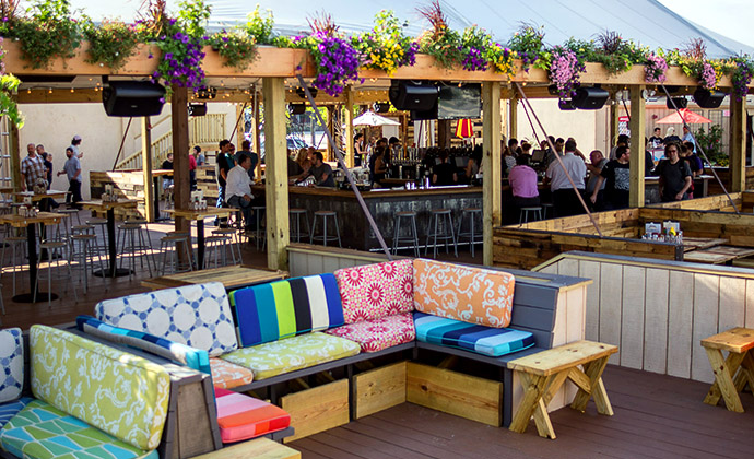 Best Bars for Outdoor Drinking in Philadelphia