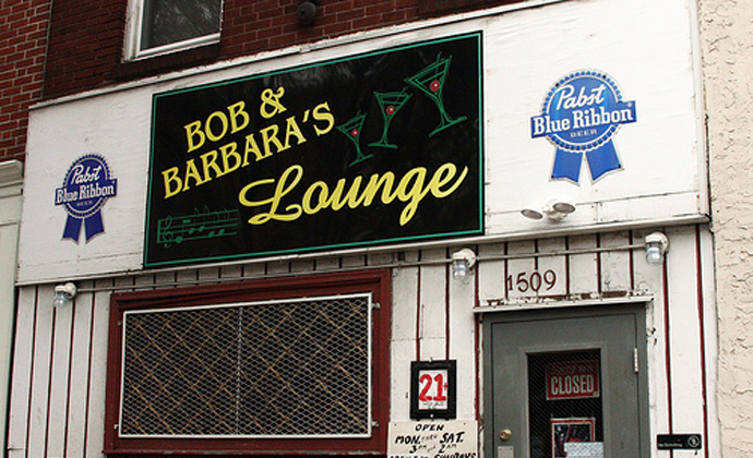 Bars That Rock: The Essential Guide to Drinking and Rocking 