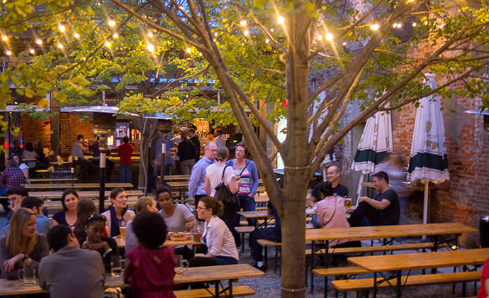 Best Bars For Outdoor Drinking in Philadelphia, 2015