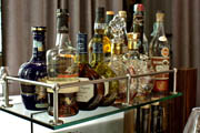 Learn How to Set Up Your Home Bar at Franklin Mortgage