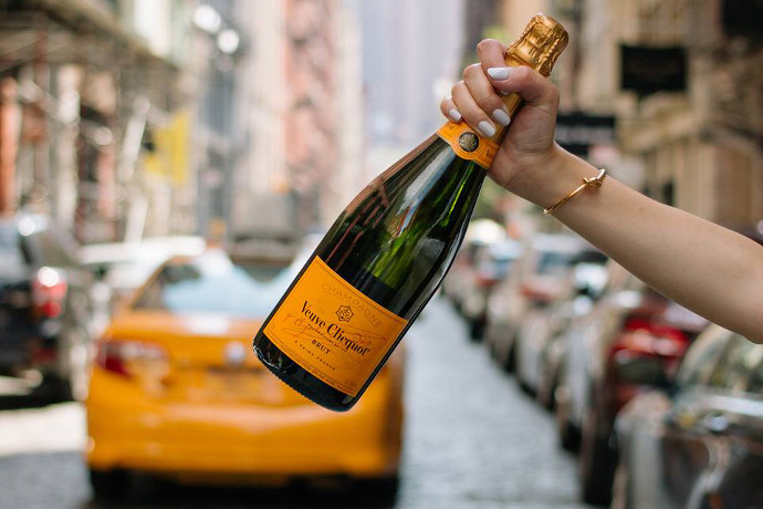 Tours/Events  Veuve Clicquot